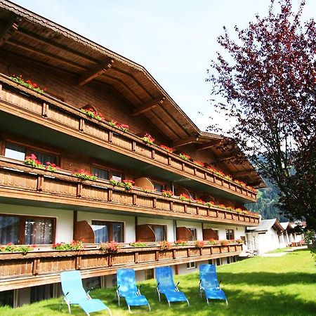 First Mountain Hotel Zillertal Aschau Im Zillertal Exterior foto
